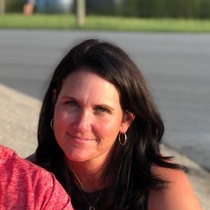 Meet your Posher, Becky